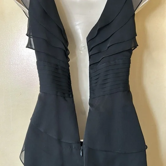 Adrianna Papell black ruffled cocktail dress size 4P - Picture 10 of 12